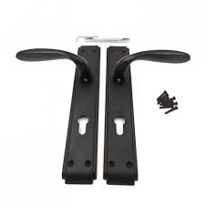 مقبض باب كلاسيكي